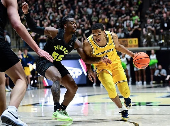 Nimari Burnett (4)