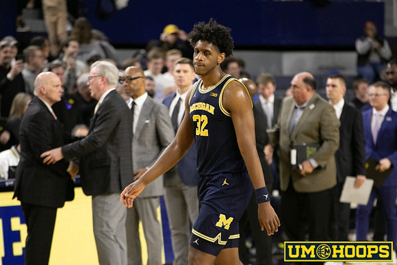Phil Martelli, Iowa Head Coach Fran McCaffery, and Tarris Reed Jr. (32)