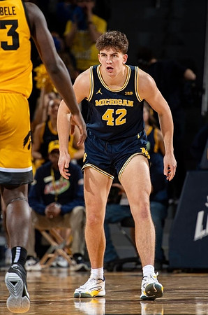 Will Tschetter (42)