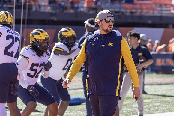 Tyler McLaurin (27), Kechaun Bennett (52), and Josaiah Stewart (0)
