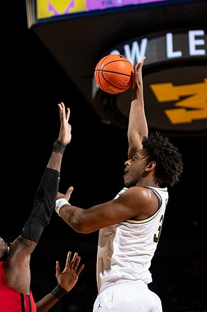 Tarris Reed Jr. (32)