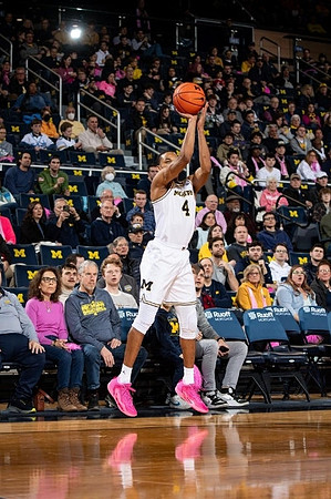 Nimari Burnett (4)