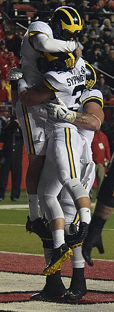 Garrett Moores (15) and Scott Sypniewski (31)