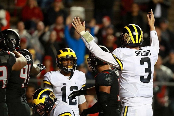 Chris Evans (12) and Wilton Speight (3)
