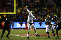 Wilton Speight (3) and Juwann Bushell-Beatty (76)