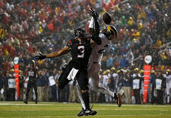 Jourdan Lewis (26)