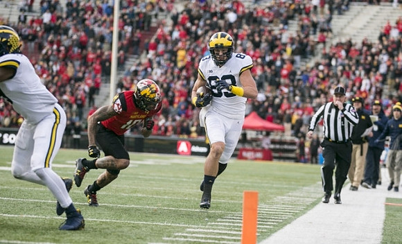 Zach Gentry (83)