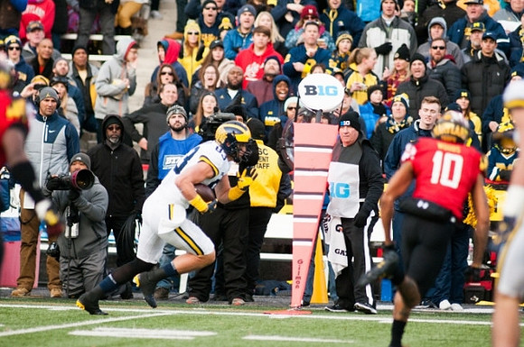Zach Gentry (83)