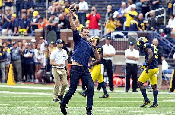 Tom Brady and Jabrill Peppers (5)