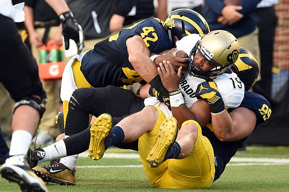 Ben Gedeon (42) and Matthew Godin (99)