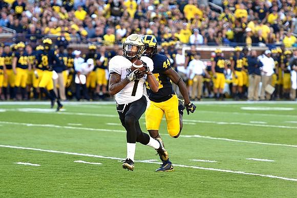 Delano Hill (44)