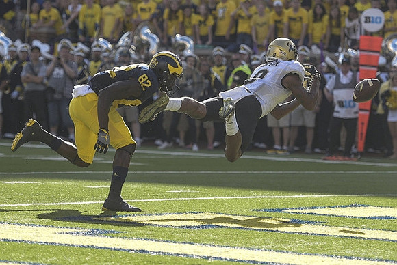 Amara Darboh (82)