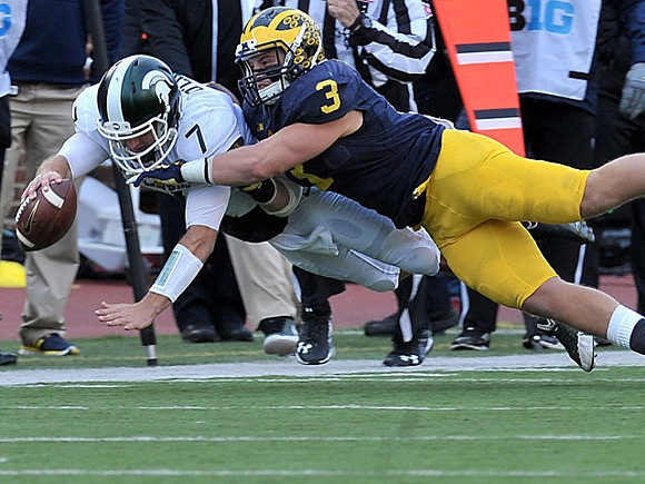 Desmond Morgan (3)