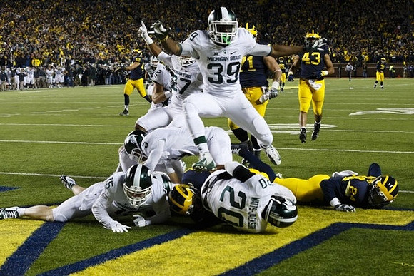 Wayne Lyons (24), Chris Wormley (43), and Ben Braden (71)