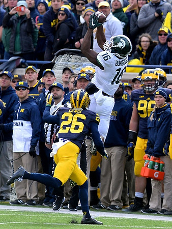 Jourdan Lewis (26)