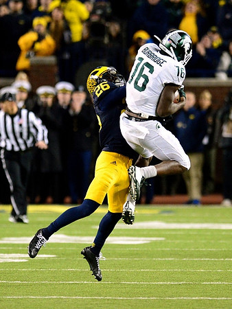 Jourdan Lewis (26)
