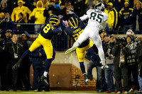 Channing Stribling (8) and Dymonte Thomas (25)