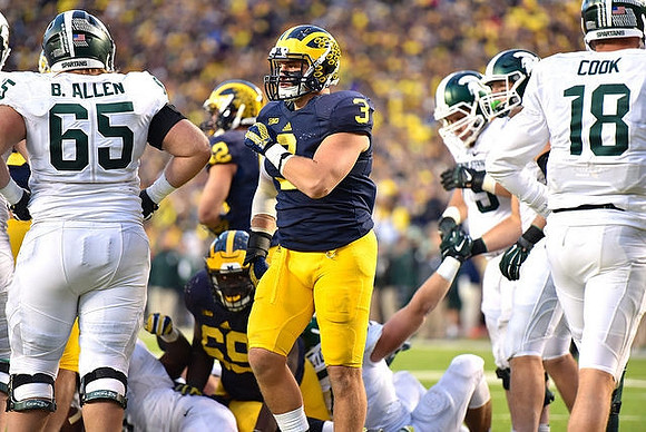 Willie Henry (69) and Desmond Morgan (3)