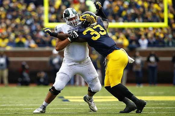 Taco Charlton (33)