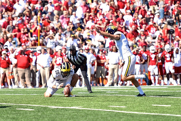 Garrett Moores (15) and Quinn Nordin (3)