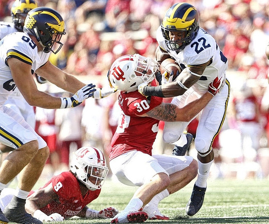 Ian Bunting (89) and Karan Higdon (22)