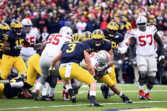 Jabrill Peppers (5) and Desmond Morgan (3)