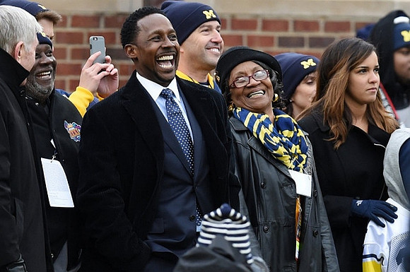 Desmond Howard (21) Number Retirement Tribute
