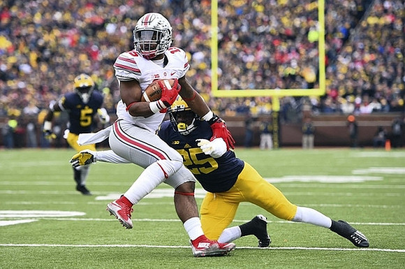 Jabrill Peppers (5) and Dymonte Thomas (25)