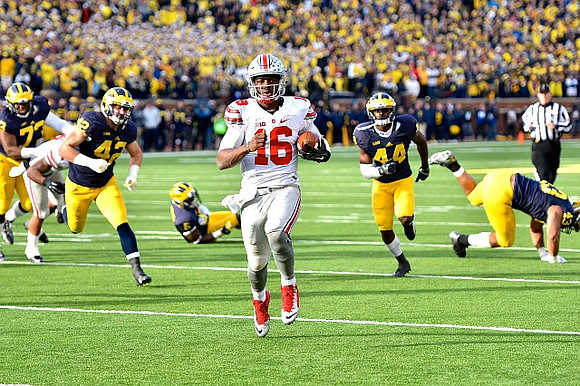 Maurice Hurst (73), Ben Gedeon (42), Jabrill Peppers (5), Delano Hill (44), and Chris Wormley (43)