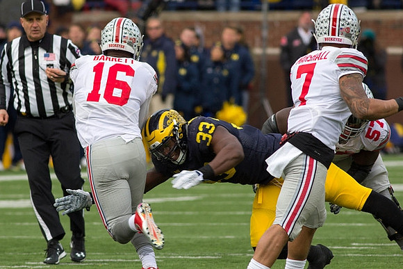 Taco Charlton (33)
