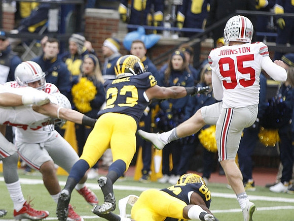 Jordan Glasgow (23) and Jehu Chesson (86)