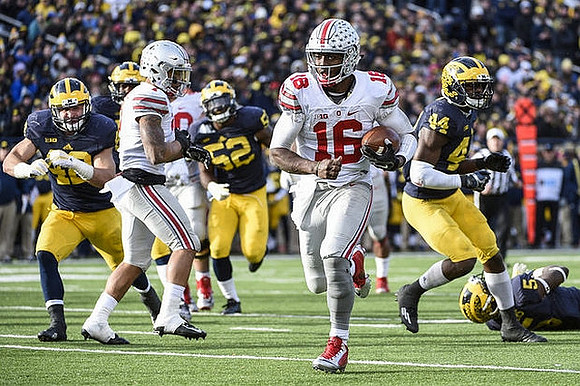 Chris Wormley (43), Royce Jenkins-Stone (52), Delano Hill (44), and Jabrill Peppers (5)