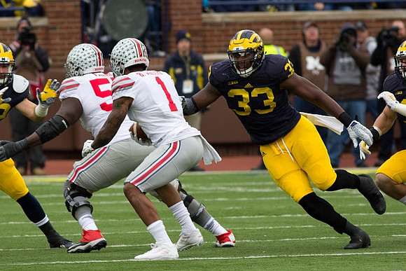 Taco Charlton (33)