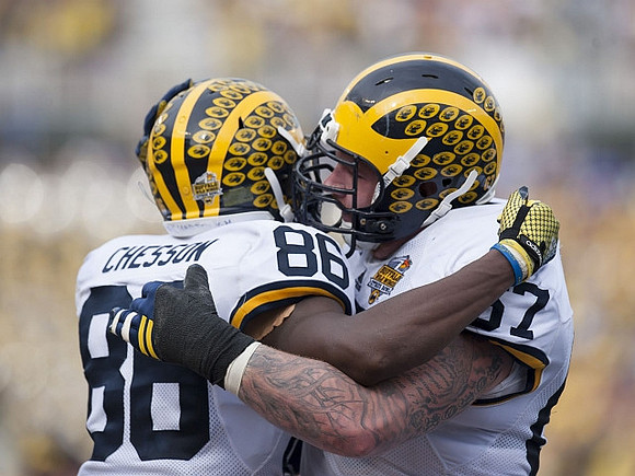 Jehu Chesson (86) and Kyle Kalis (67)