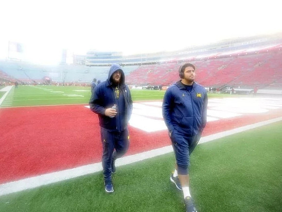 Patrick Kugler (57) and Jon Runyan Jr. (75)