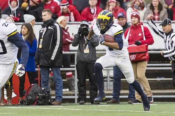 Brad Hawkins (20) and Ambry Thomas (1)