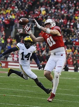 Josh Metellus (14)