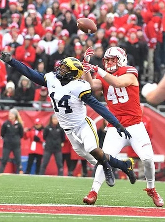 Josh Metellus (14)