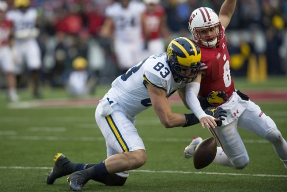 Zach Gentry (83)