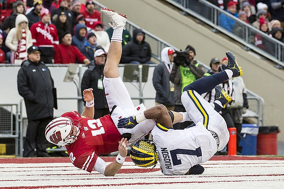 Khaleke Hudson (7)