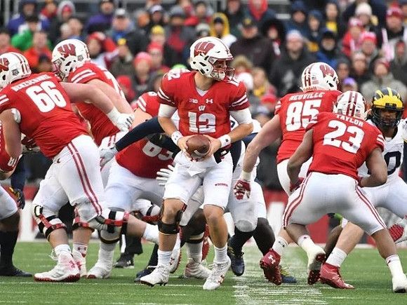 Devin Bush (10)
