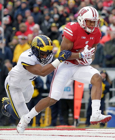 Khaleke Hudson (7)