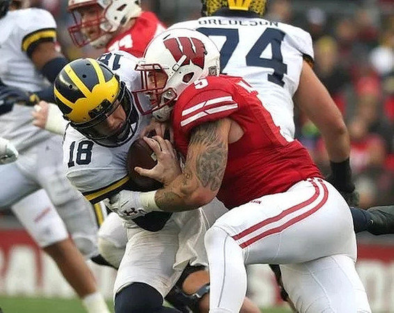 Brandon Peters (18) and Ben Bredeson (74)