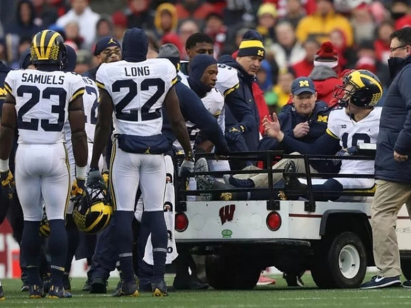 O'Maury Samuels (23), David Long (22), David Long (22), Mike McCray (9), and Brandon Peters (18)