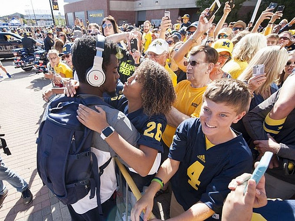 Jourdan Lewis (26)