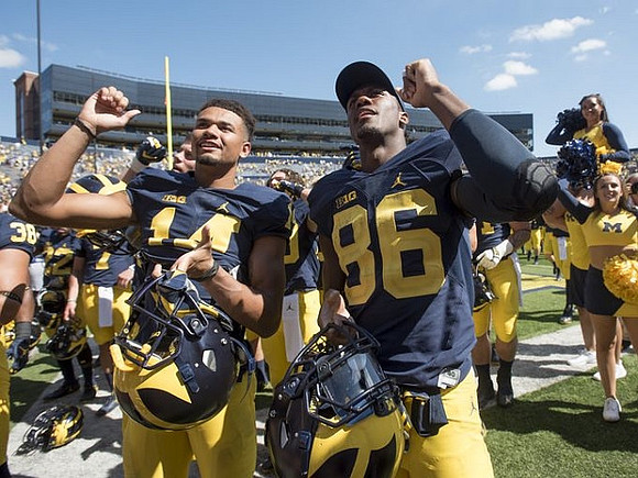 Drake Harris (14) and Jehu Chesson (86)
