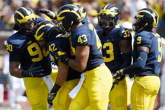 Bryan Mone (90), Ben Gedeon (42), Chris Wormley (43), Taco Charlton (33), and Mike McCray (9)