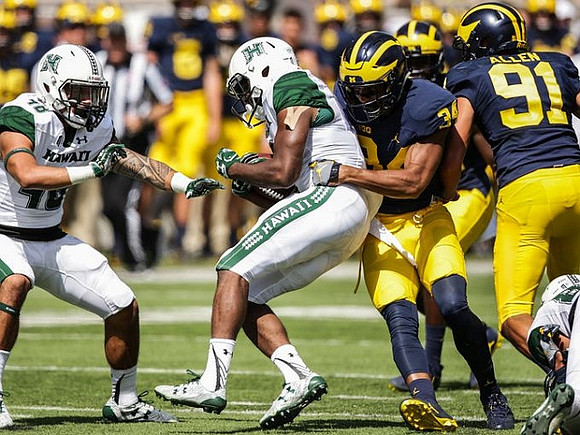 Jeremy Clark (34) and Kenny Allen (91)
