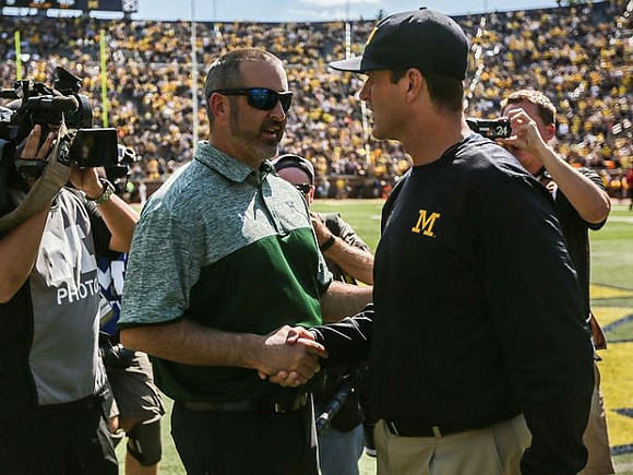 Hawaii Head Coach Nick Rolovich and Jim Harbaugh