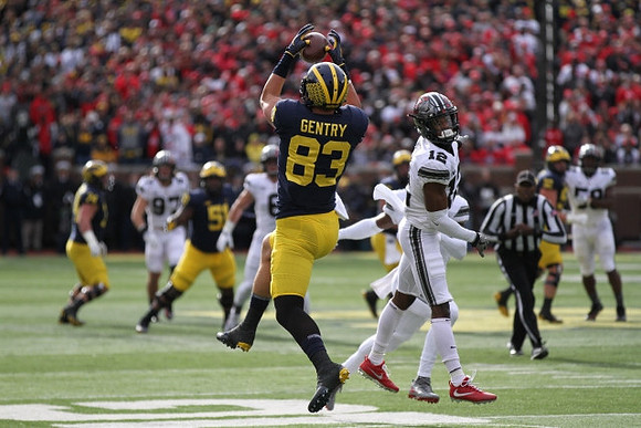 Zach Gentry (83)